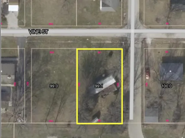 310 W Vine St, Bainbridge, IN 46105