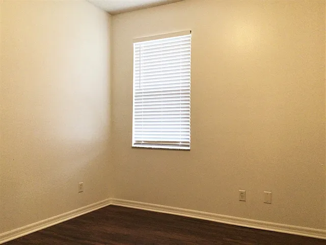 1726 Palmerston Cir — Photo 22