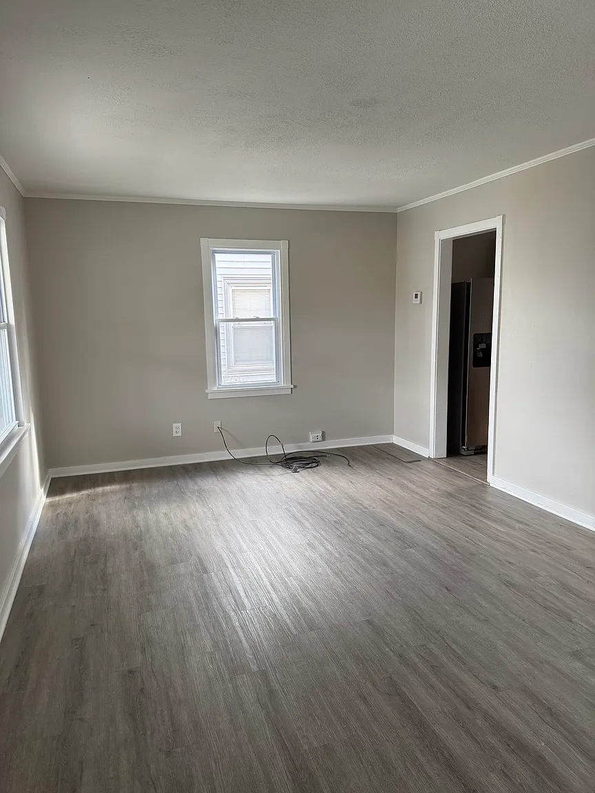 13345 Carrington Ave photo 1
