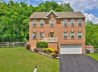 102 Shady Hollow Dr, Baden, PA