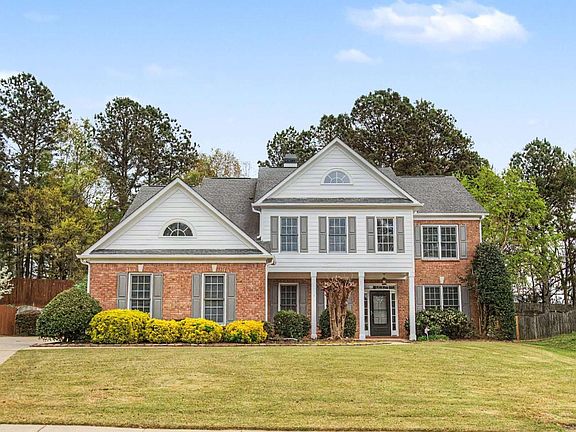 2nd image of 2725 Ivy Hill Dr