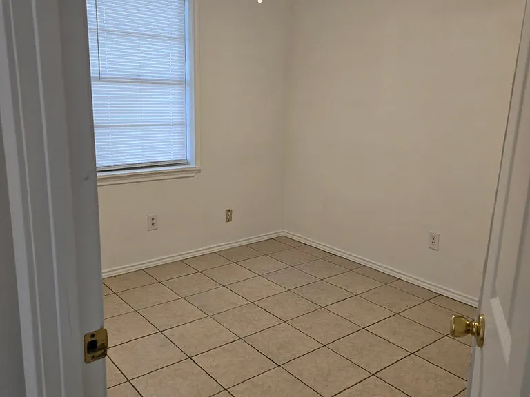 202 Millville Dr #2 — Photo 12