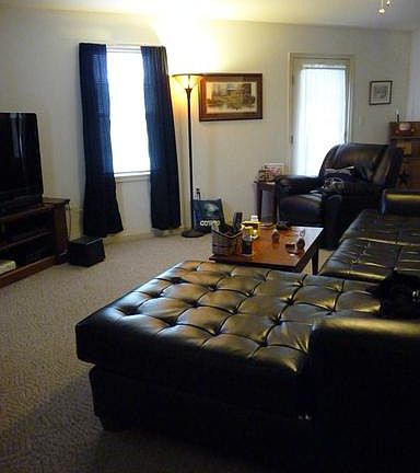 4th image of 11445 Nicole Dr