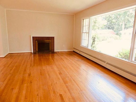 2nd image of 4006 N Stafford St