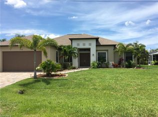 702 SW 35th St, Cape Coral, FL 33914