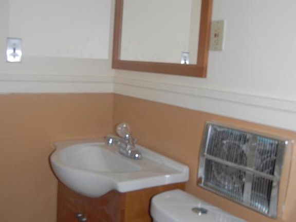 5th image of 9201 New Hampshire Ave APT 308