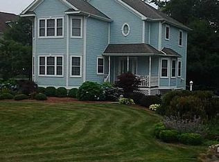 25 Piezzo Dr, Westerly, RI 02891