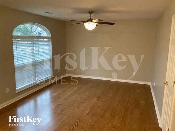 3rd image of 8145 Lawrence Woods Pl
