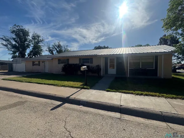 805 S 15th St, Artesia, NM 88210