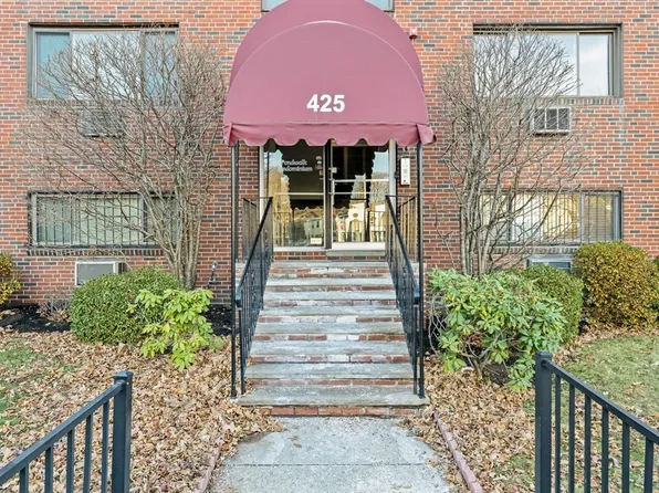 425 S Huntington Ave APT 6, Jamaica Plain, MA 02130