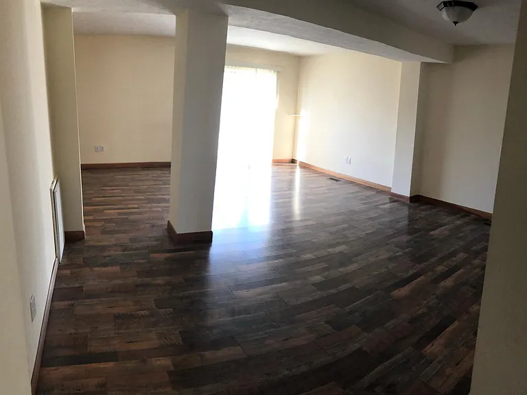 1 Weaver Town Homes — Photo 3