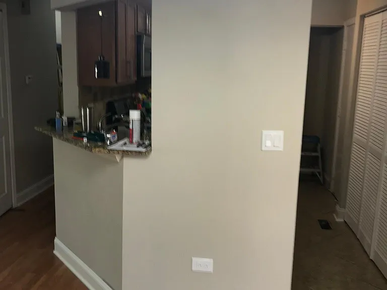 371 Sandhurst Cir #2 — Photo 2