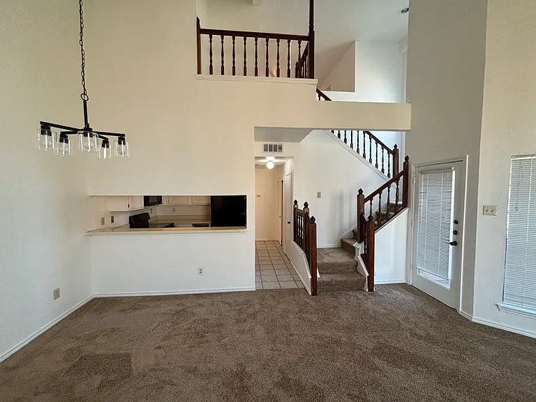 4719 N Galloway Ave #203 — Photo 5