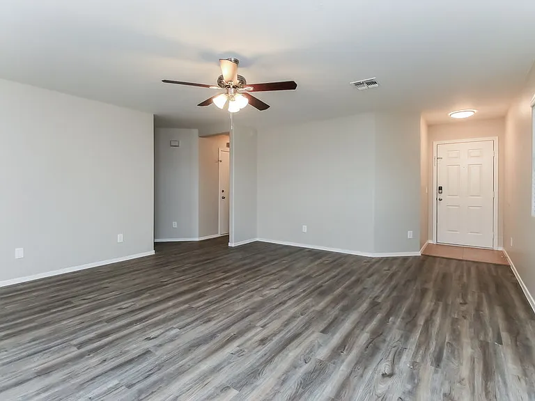 2443 E Meadow Mist Ln — Photo 13