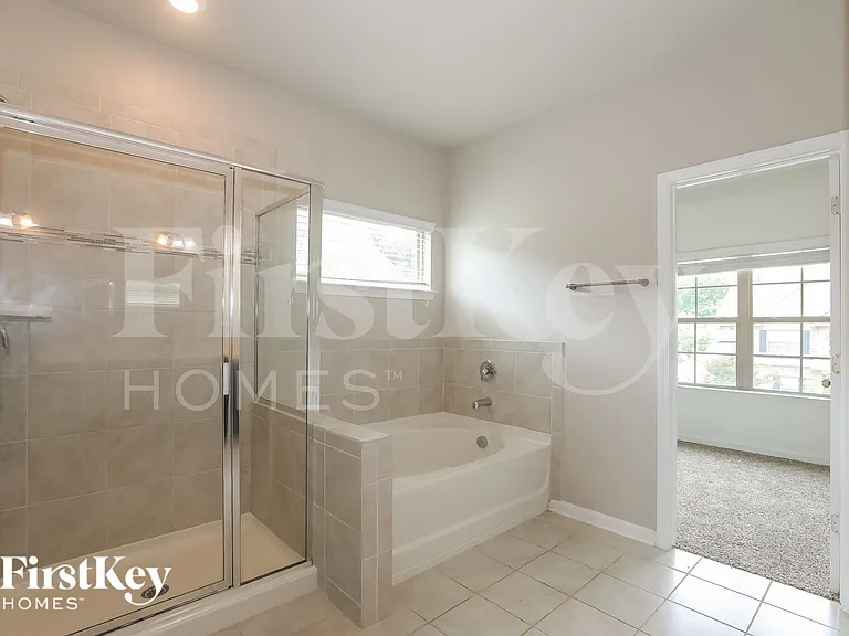 1247 Heartwood Ave — Photo 10