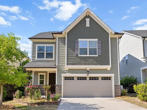 1041 Canyon Shadows Ct, Cary, NC 27519