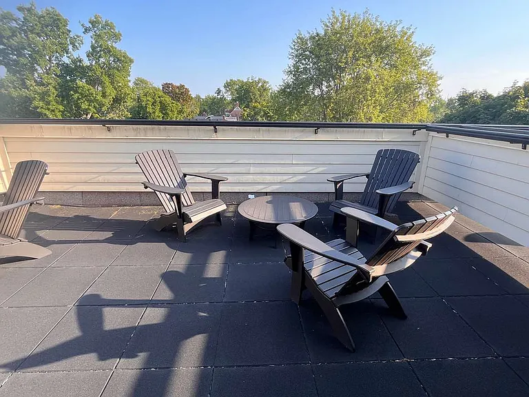 464 Frontenac St #16 — Photo 14