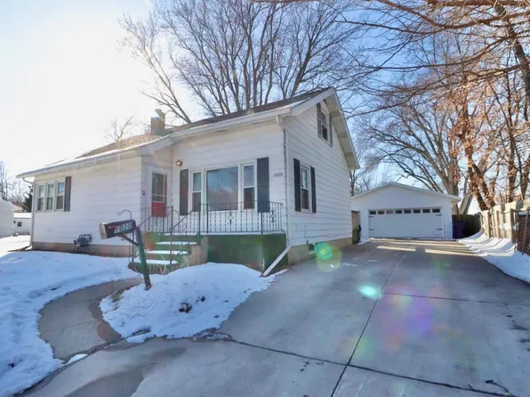 1020 Beloit Ave, Janesville, WI 53546
