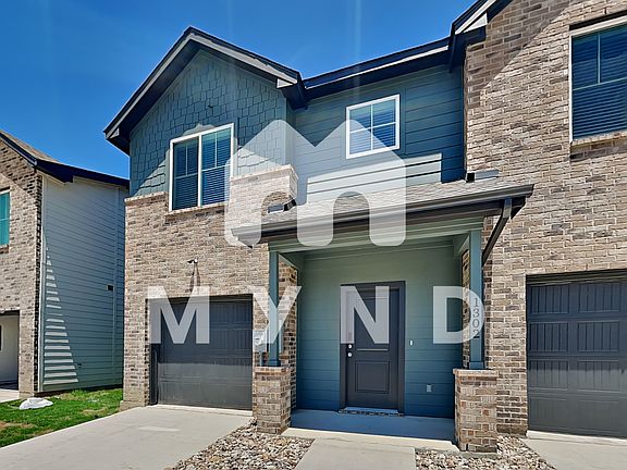 3rd image of 1302 Boxwood Ln