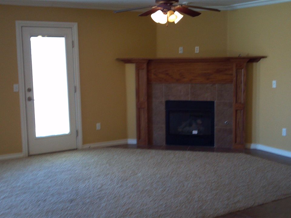 2nd image of 800 SW 151st St Unit B