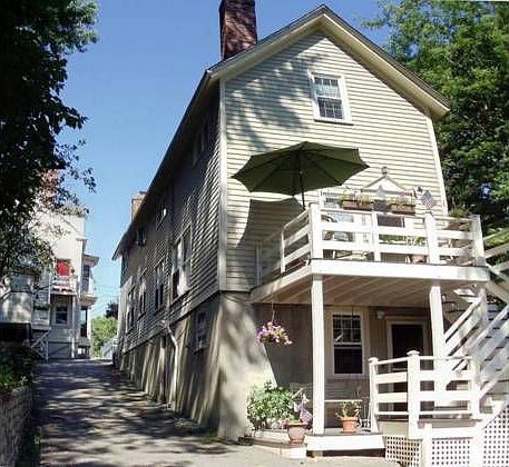 1st image of 15 Northey St #4