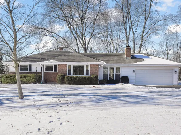 2223 Hanlon Rd, Libertyville, IL 60048