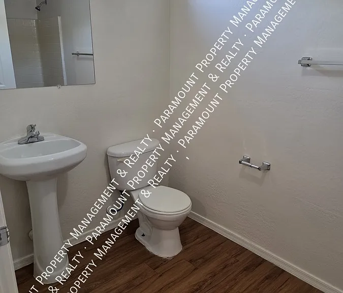 7136 N 27th Ave #101 — Photo 15