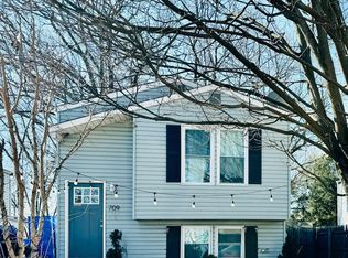 709 Marley Ave, Glen Burnie, MD 21060