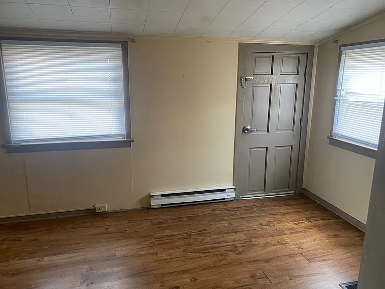 523 Walnut St — Photo 3