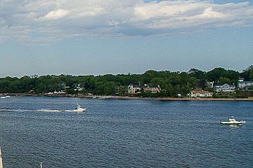 2nd image of 18 Harbor Ter #16161F