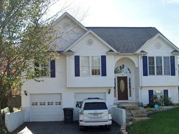 71 Thumper Dr, Ranson, WV 25438