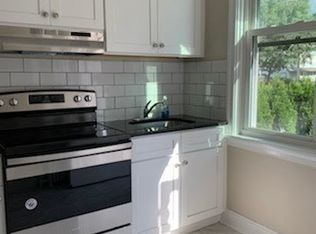 8 W Main St, Strasburg, PA 17579