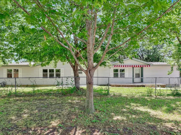 1746 S Edwards Ave, Wichita, KS 67213