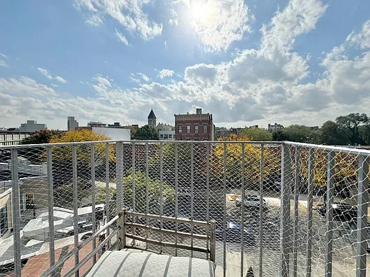 Rented by Doorway NYC, LLC | media 28