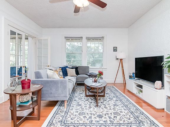 3rd image of 430 Cathcart Ave APT 4