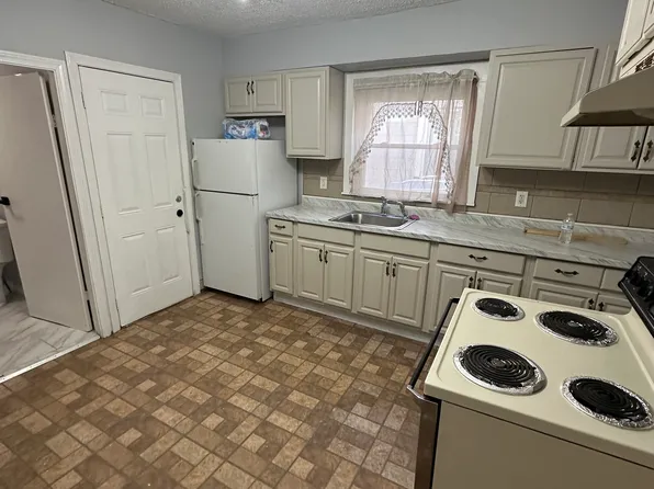 371 Shelton Ave #1, New Haven, CT 06511