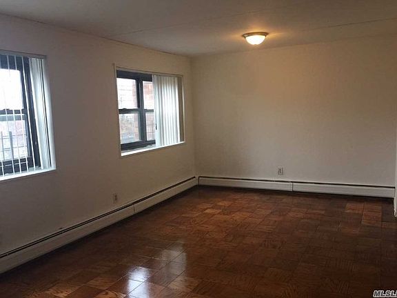 4th image of 100 Clinton Ave APT 1T