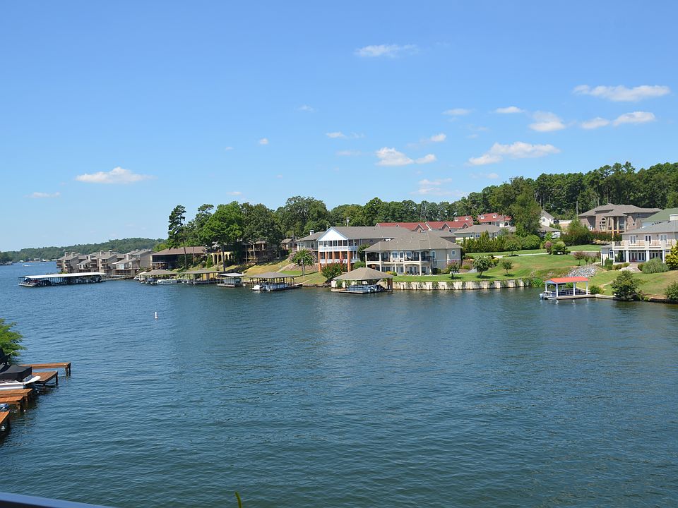 1st image of 156-B Villa Pointe Blvd