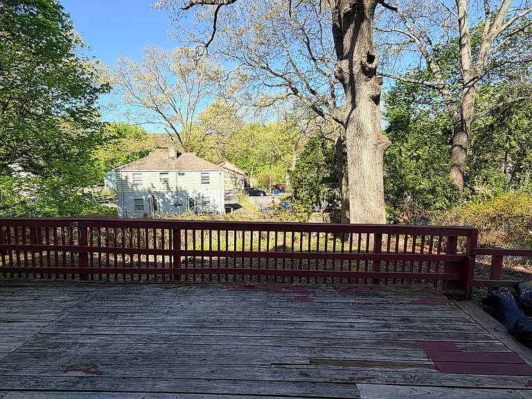 12 Hilltop Rd #1R — Photo 14