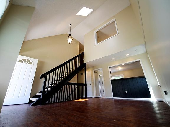 2nd image of 14108 W 88th Pl