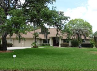 138 Pine St, Homosassa, FL 34446