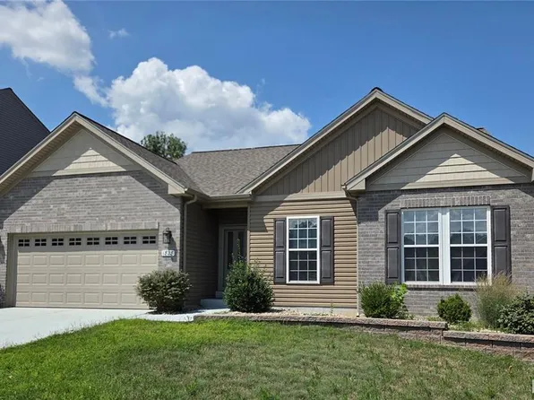 1828 Oak Dr, Festus, MO 63028