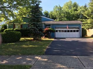 4041 Towers Pl, Hamburg, NY 14075