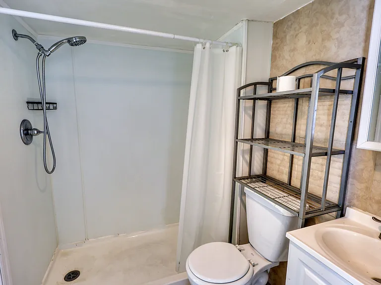 3035 Melton St N #1/2 — Photo 20