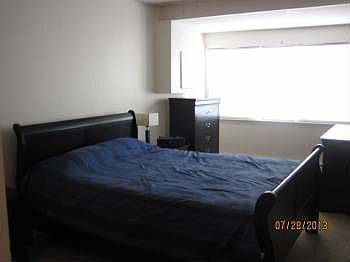 3rd image of 2789 Schurz Ave
