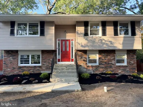 218 Auburn Ave, Browns Mills, NJ 08015