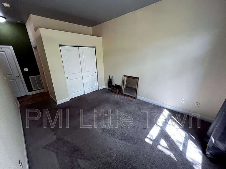 5677 Park Pl #104D — Photo 14