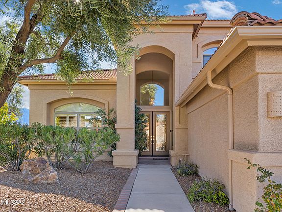 3rd image of 63479 E Squash Blossom Ln
