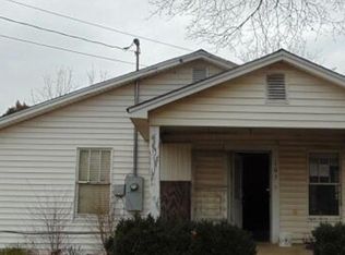 105 Taylor St, Summerville, GA