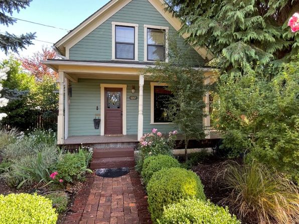 1642 W Main St